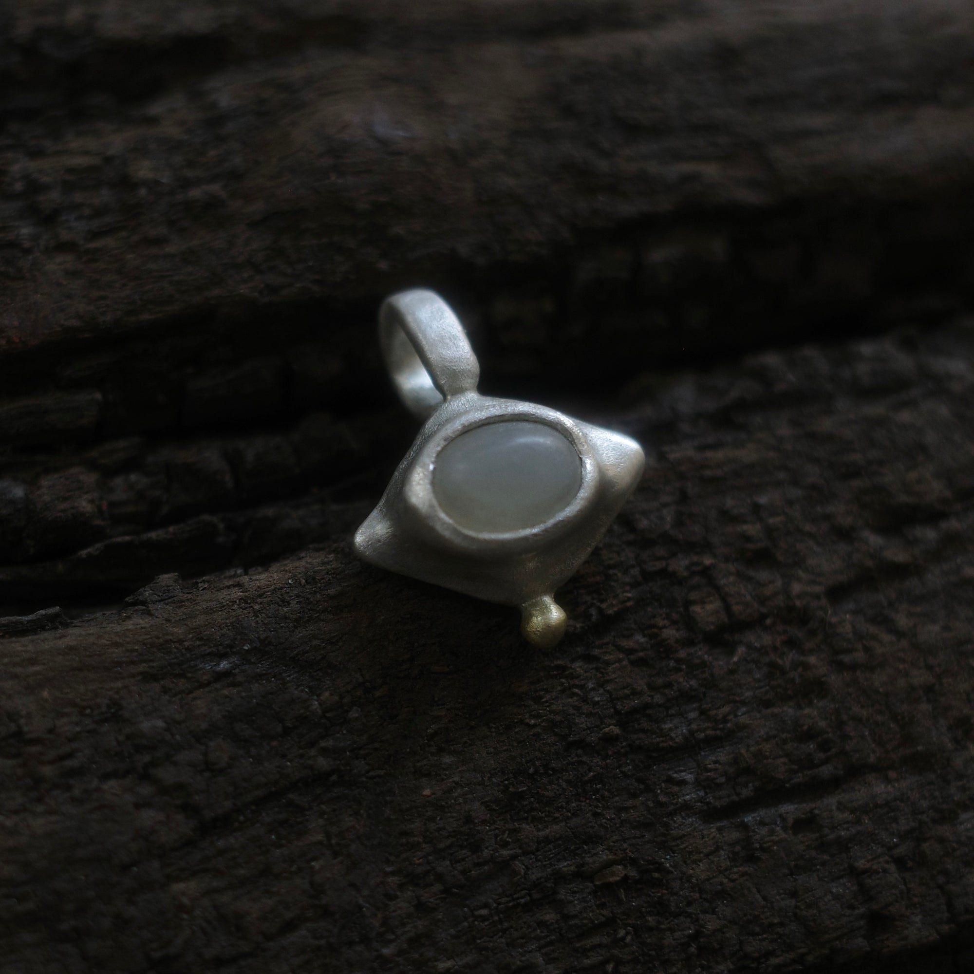 Seed /05 Necklace