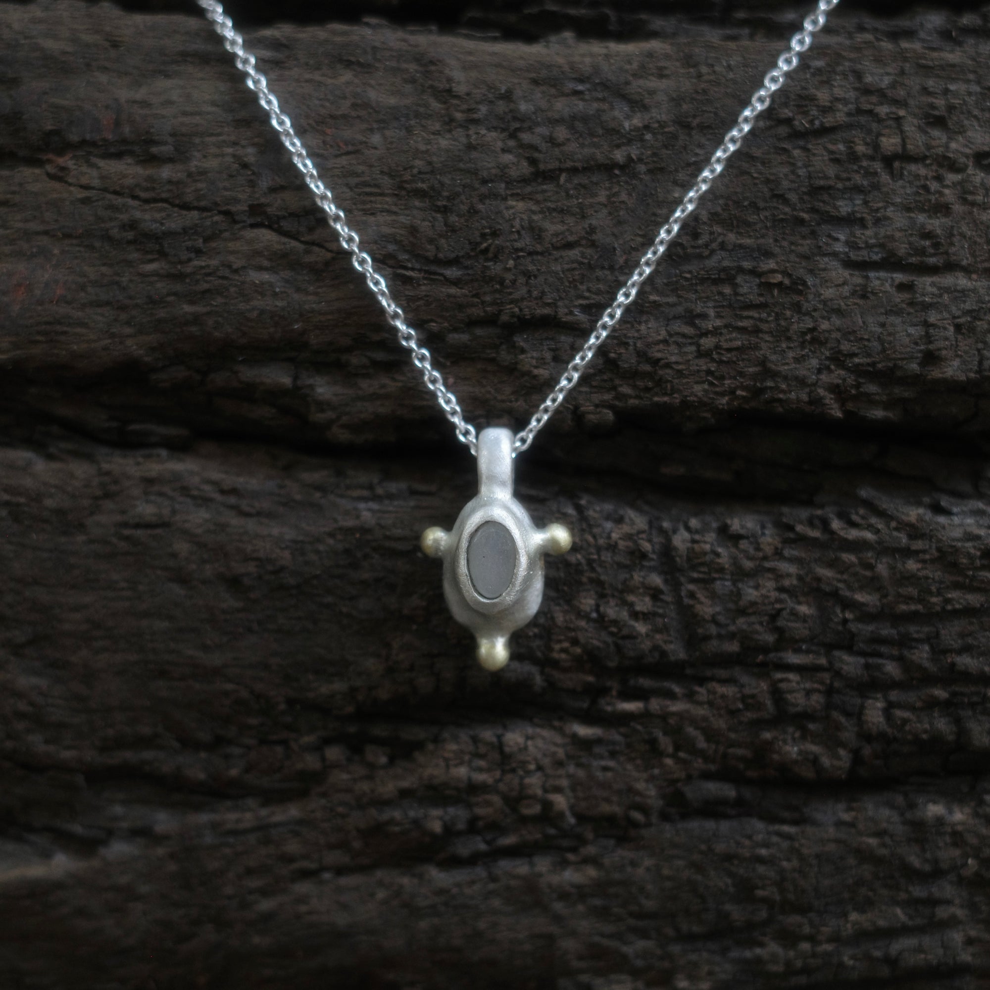 Seed /03 Necklace