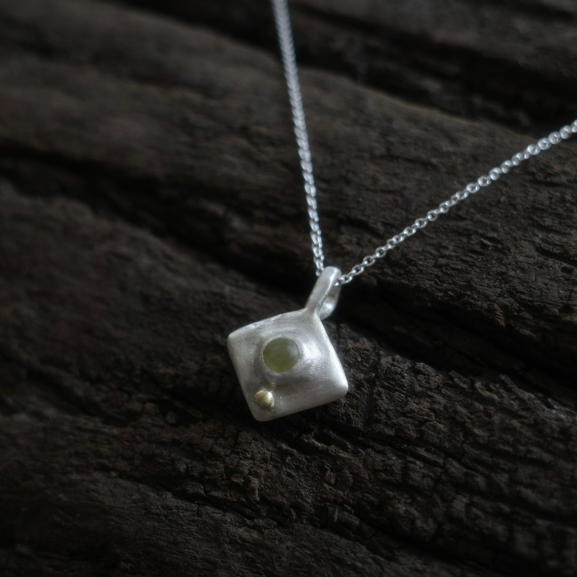 Seed /01 Necklace