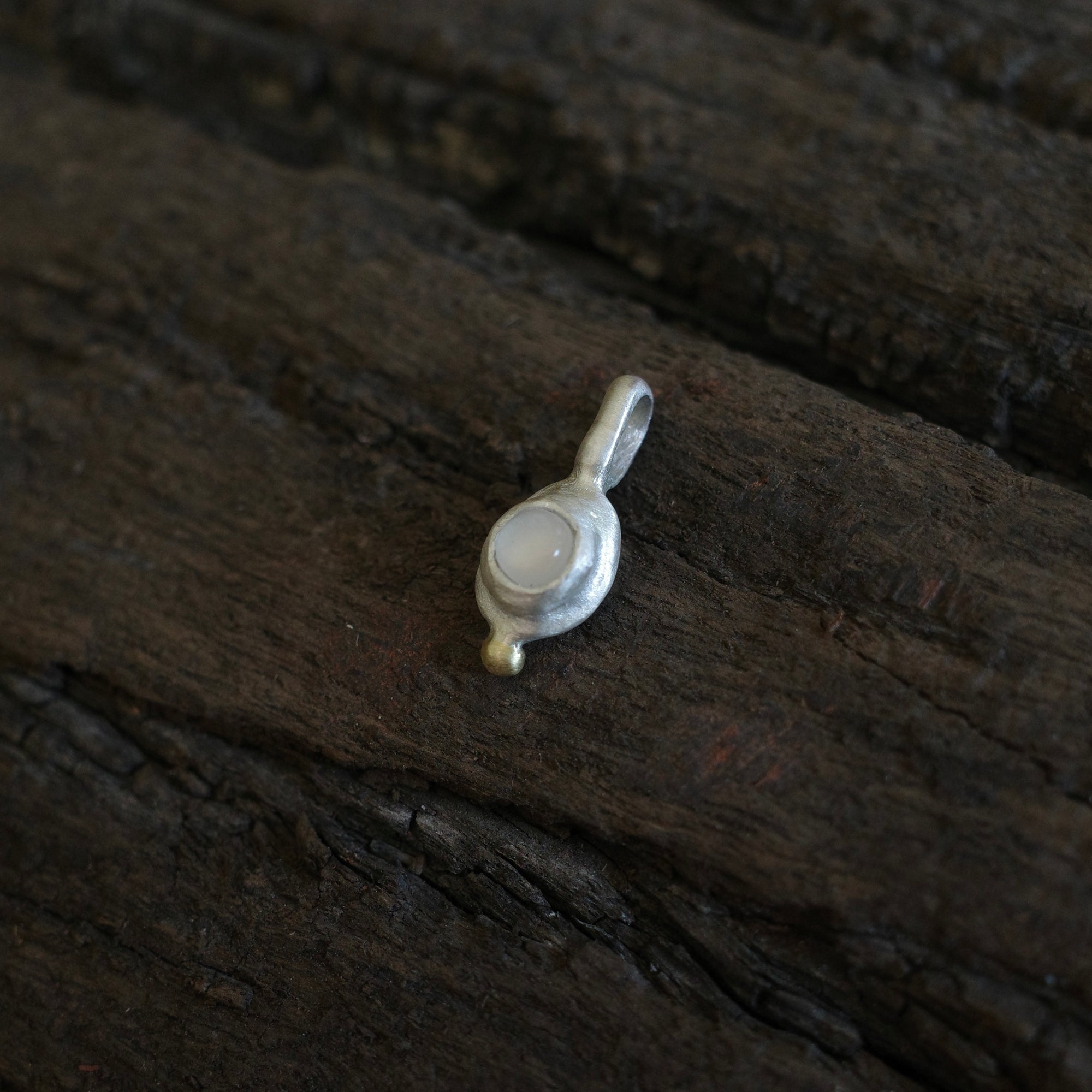 Seed /10 Necklace
